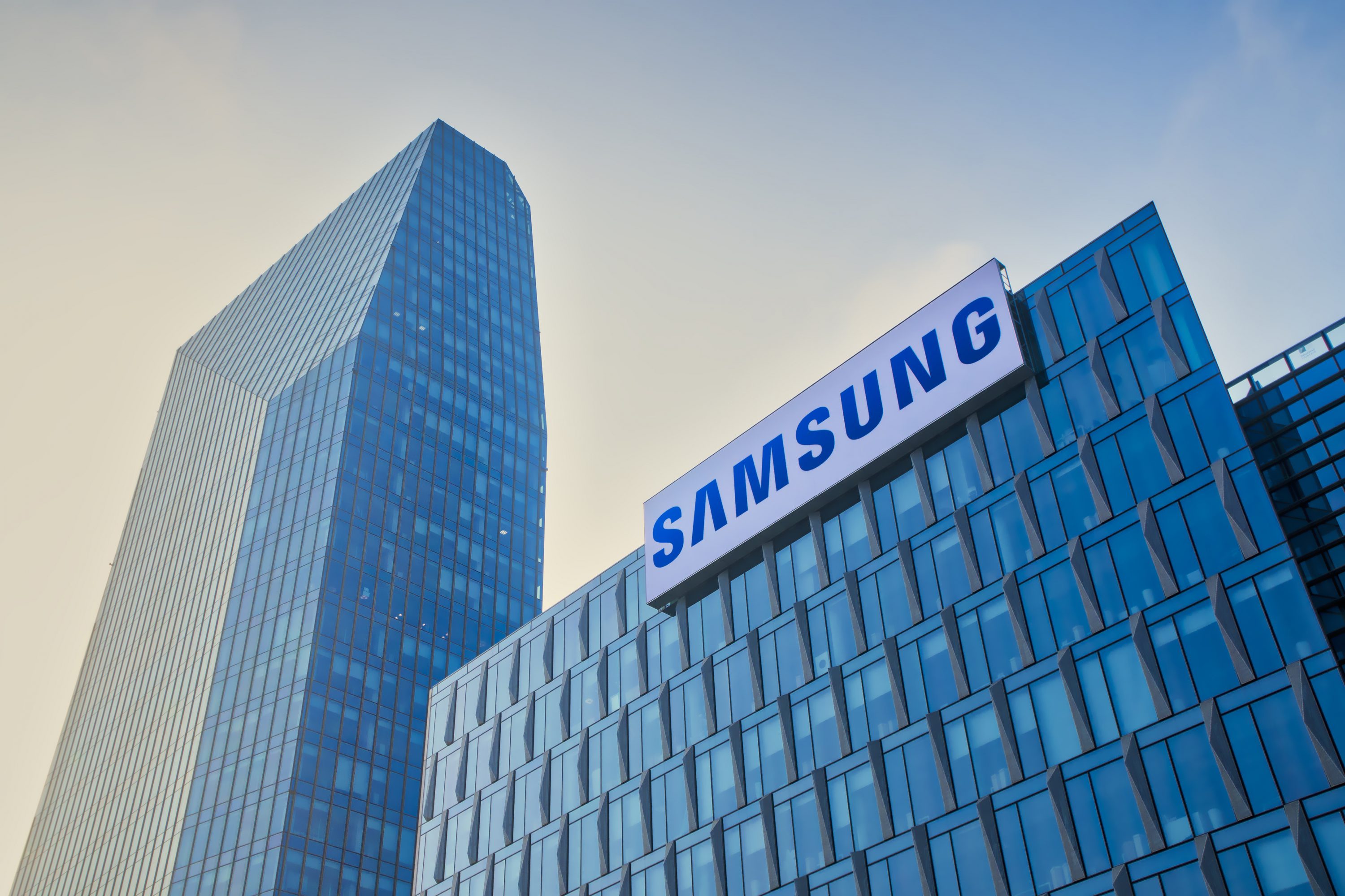 Samsung Launches Galaxy Note 10 ‘KlaytnPhone’ Blockchain Variants 