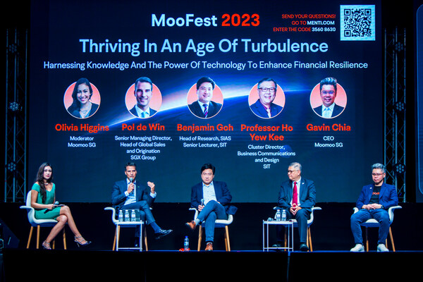 The special panel at MooFest 2023 comprised experts from Moomoo Singapore, SGX Group, SIAS and the Singapore Institute of Technology. The panellists discussed how investors can harness knowledge and the power of technology to enhance their financial resilience and thrive in an age of turbulence.